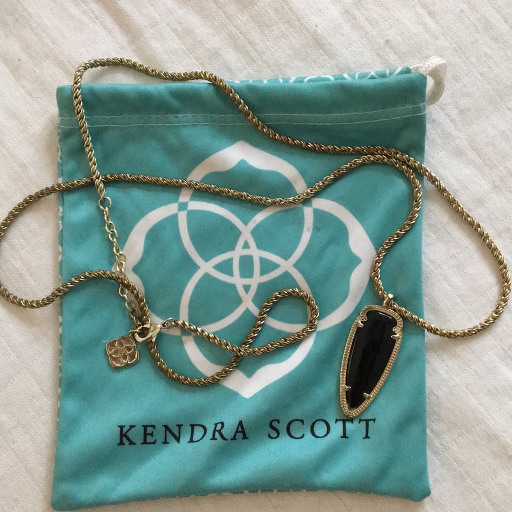 Kendra Scott Arrowhead Necklace